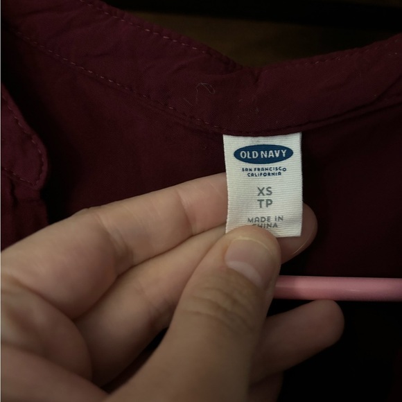 Old Navy Red 3/4 Sleeve Buttoned Blouse with Mandarin Collar - Picture 2 of 4